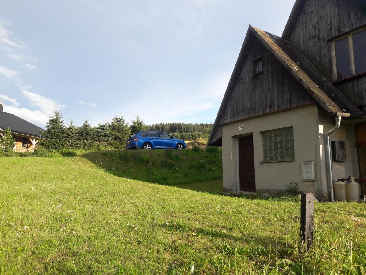Chaloupka Na Vrsku Villa Loucna pod Klinovcem Luaran gambar